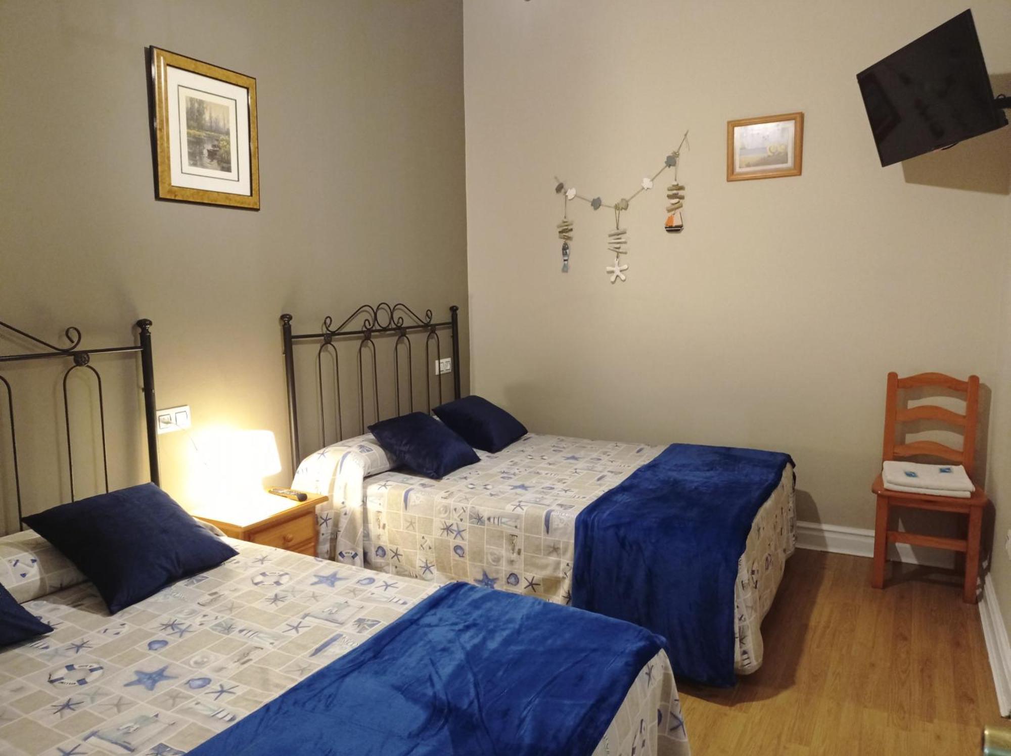 Hospedaje Don Pelayo Gijón Esterno foto
