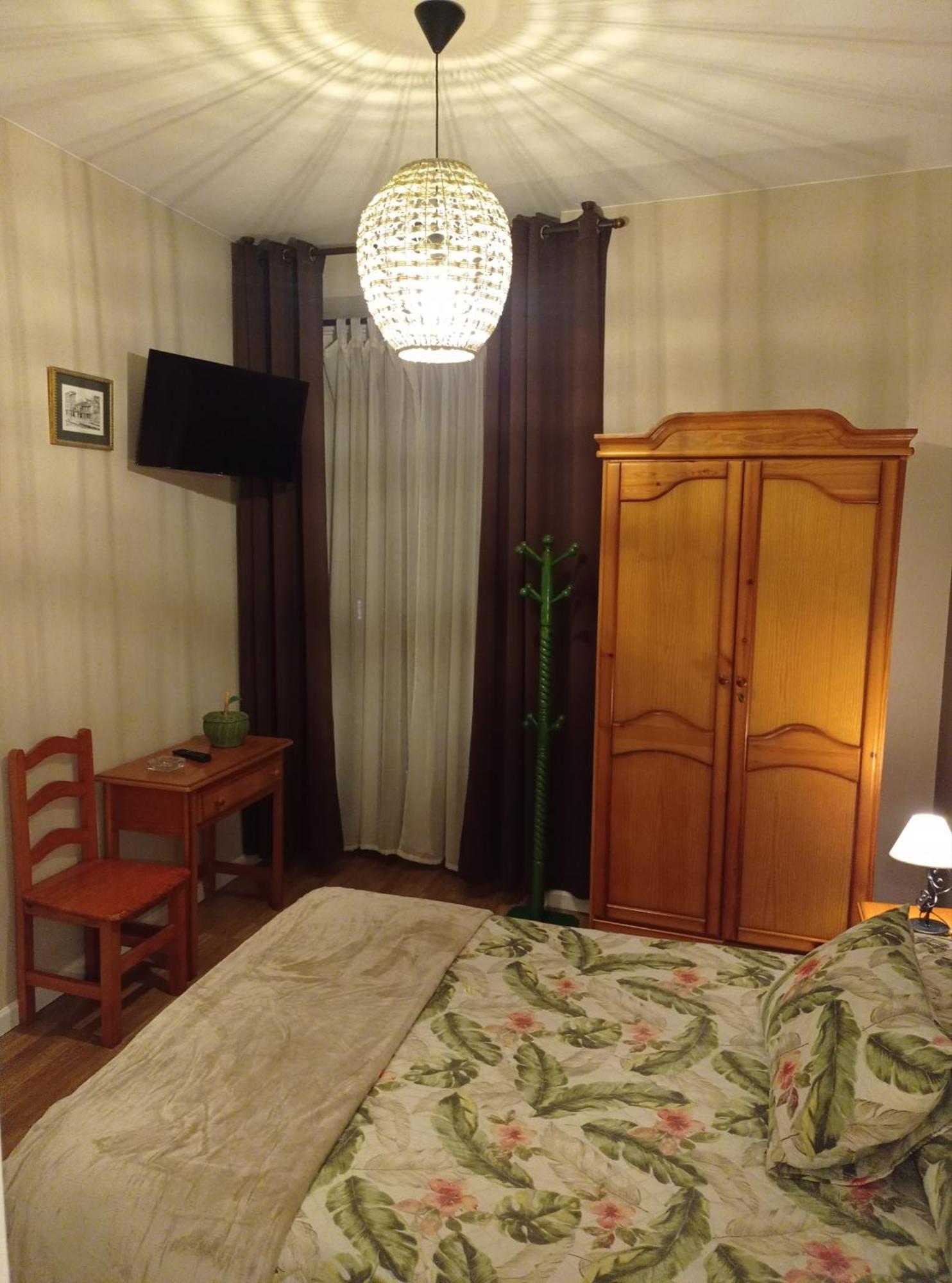 Hospedaje Don Pelayo Gijón Esterno foto